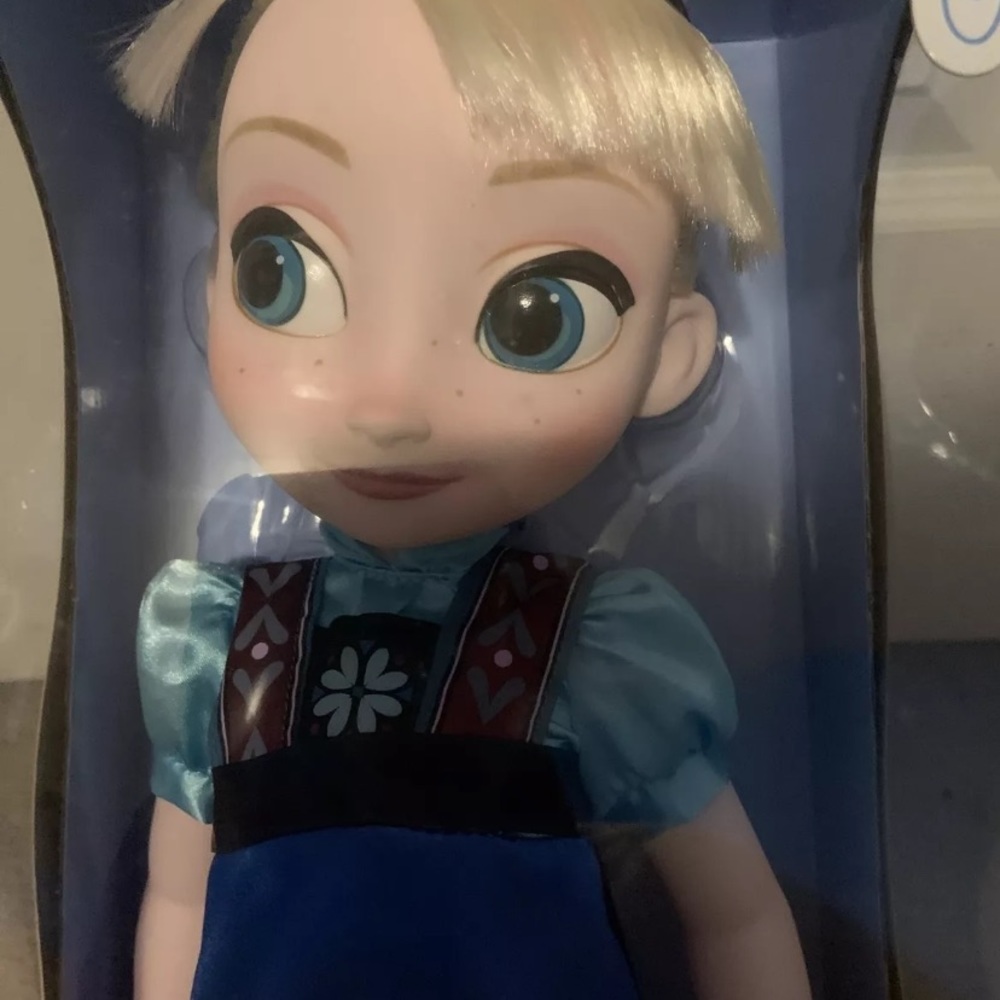 Brand New Disney Animator Elsa Frozen Doll